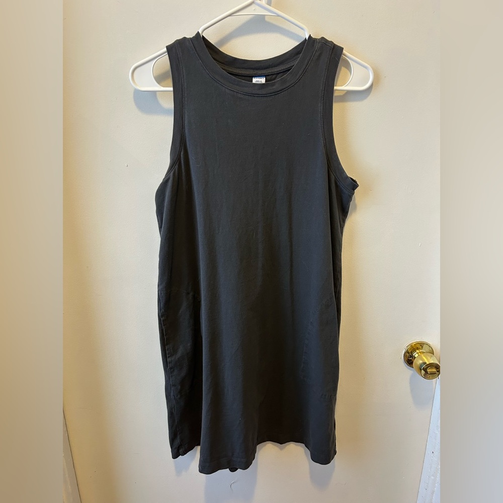 Old Navy Grey Sleeveless Midi Dress